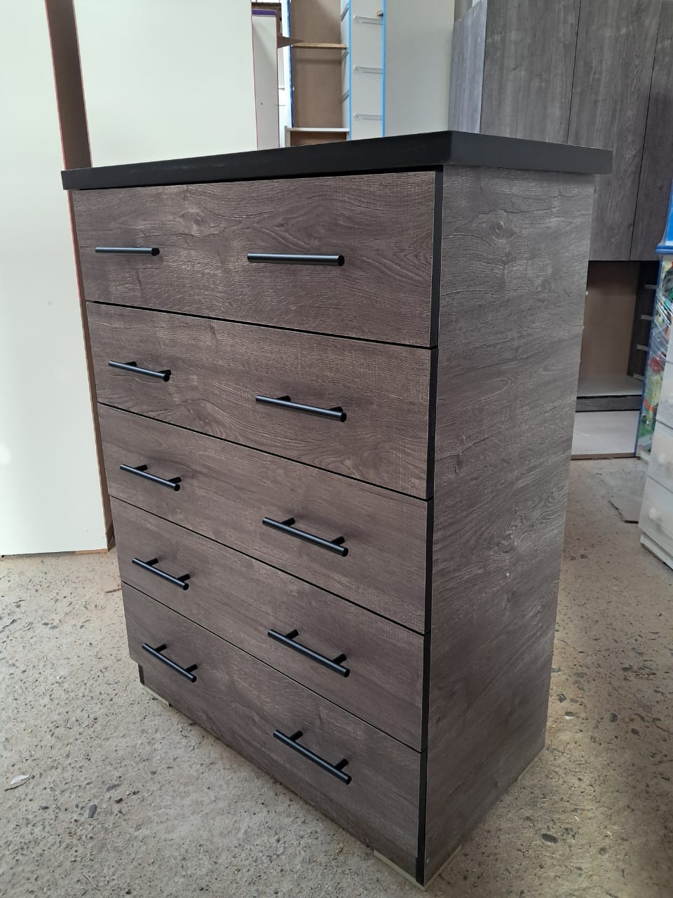 Cómoda blanca moderna