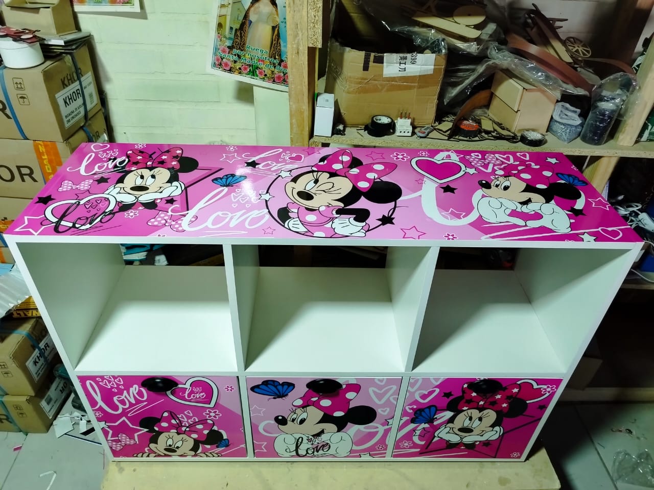 Mueble organizador de juguetes blanco tipo estantería